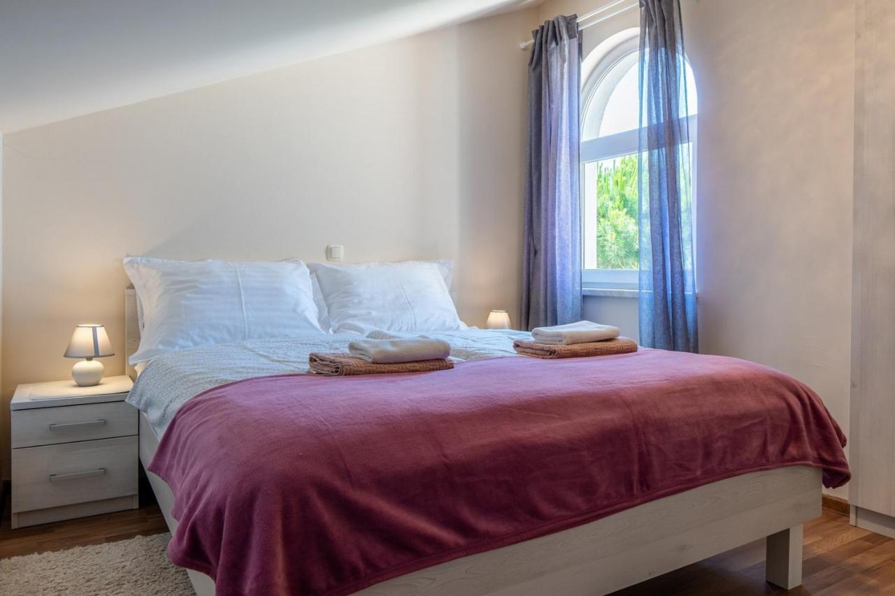 Apartments Sum Mora Vir Exterior photo